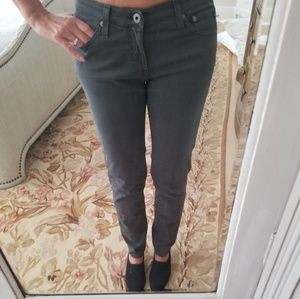 Adriano Goldschmied AG the stilt cigarette